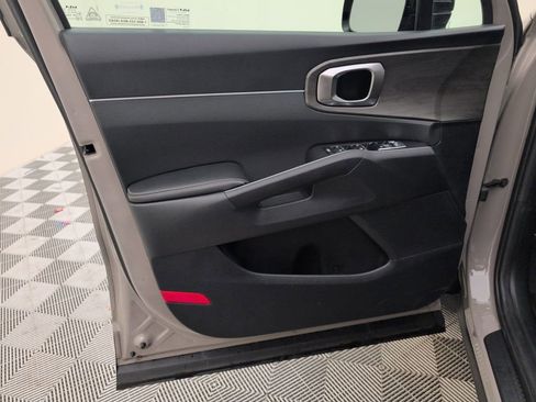 Used 2025 Kia Sorento X-Line EX image 42