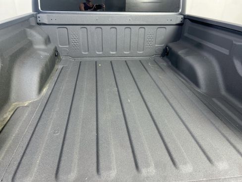 Used 2023 Jeep Gladiator Sport AWD/4WD image 25