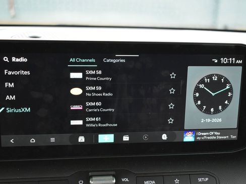 Used 2025 Kia K4 LXS image 25