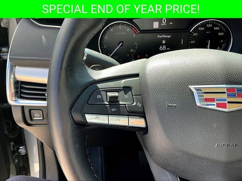 Used 2023 Cadillac XT4 Premium Luxury image 11