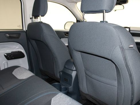 New 2026 Ford Maverick XLT FWD image 28