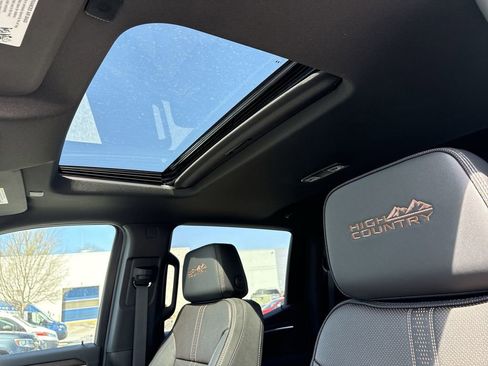 New 2026 Chevrolet Silverado 1500 High Country AWD/4WD image 20