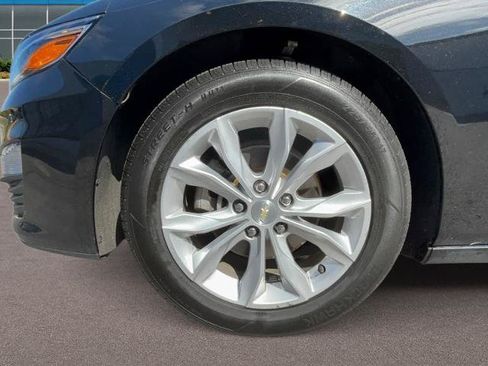 Used 2023 Chevrolet Malibu LT FWD image 9