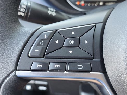 New 2025 Nissan Versa SV w/ Trunk Package image 19