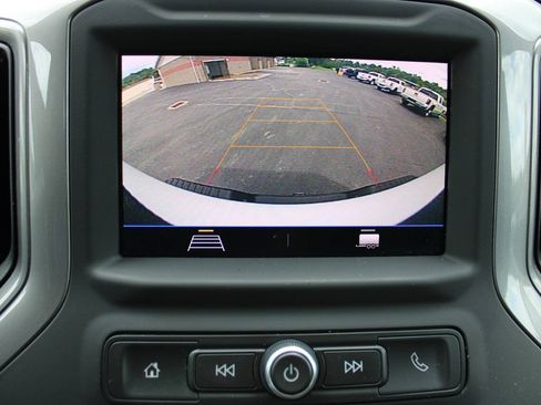 Used 2021 Chevrolet Silverado 2500 Custom w/ Custom Value Package AWD/4WD image 28