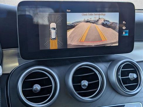 Used 2022 Mercedes-Benz GLC 300 image 13