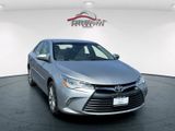 Used 2017 Toyota Camry XLE image 2