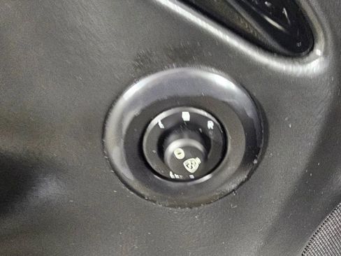 Used 2012 Maserati GranTurismo Convertible 2D image 27