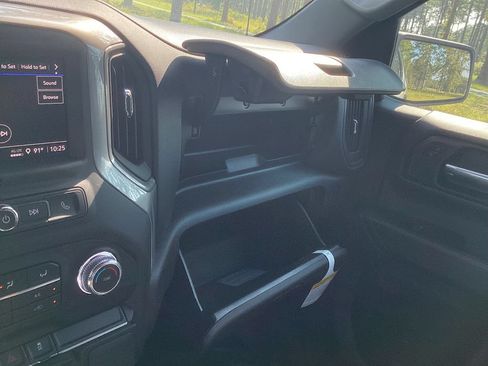 New 2025 GMC Sierra 1500 Pro w/ Pro Value Package AWD/4WD image 24