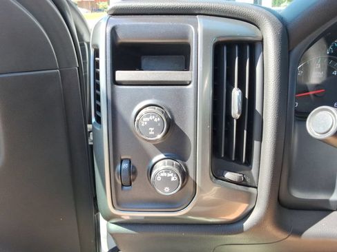 Used 2019 Chevrolet Silverado 1500 LT AWD/4WD image 33