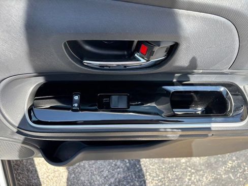 Used 2018 Toyota Prius C Two FWD image 51