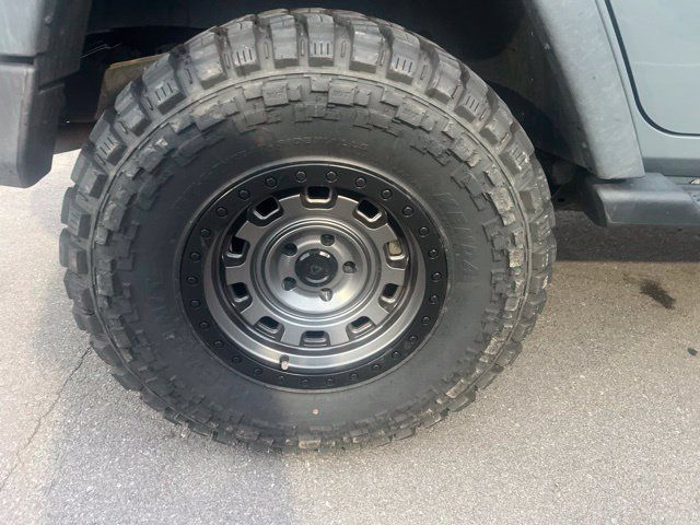Used 2014 Jeep Wrangler Unlimited Sport w/ Quick Order Package 24S AWD/4WD image 20