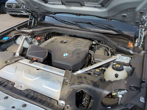 Used 2023 BMW X4 xDrive30i w/ M Sport Package image 41