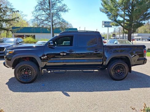 Used 2023 Toyota Tacoma TRD Pro AWD/4WD image 5