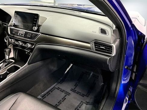 Used 2018 Honda Accord Sport image 25