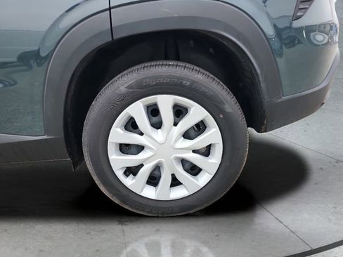 Certified 2025 Chevrolet Trax LS w/ Driver Confidence Package image 26