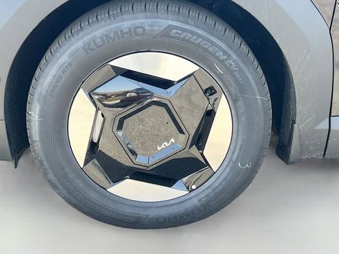 New 2026 Kia EV9 Wind AWD/4WD image 34