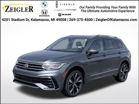 Used 2023 Volkswagen Tiguan SEL R-Line AWD/4WD image 1