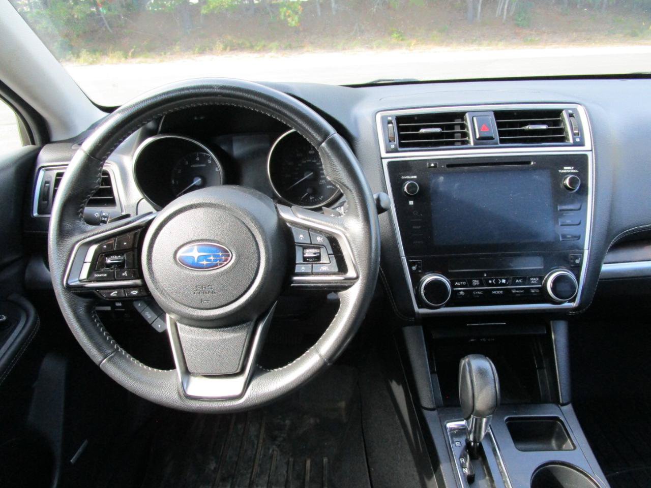 Used 2019 Subaru Outback 2.5i Limited AWD/4WD image 9
