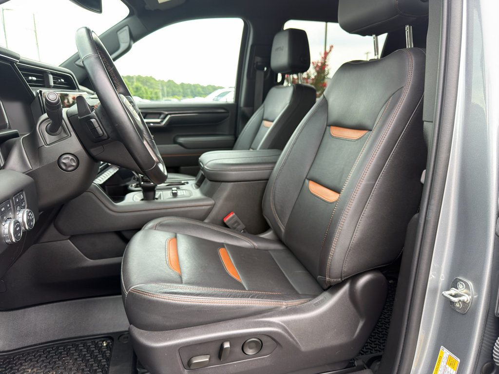 Used 2024 GMC Sierra 1500 AT4 w/ AT4 Premium Package AWD/4WD image 17
