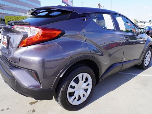 Certified 2020 Toyota C-HR LE image 7