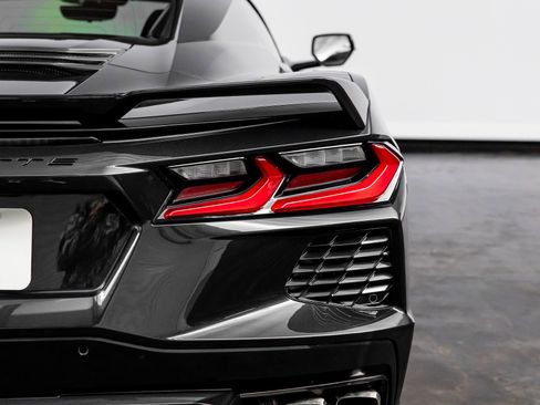 Used 2024 Chevrolet Corvette Stingray Premium Conv w/ Z51 Performance Package image 23