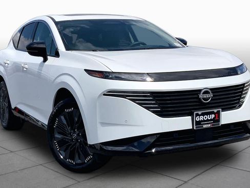 Used 2025 Nissan Murano Platinum w/ Cargo Package AWD/4WD image 3