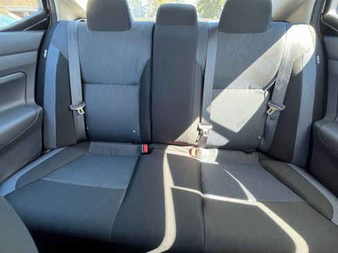 Used 2025 Nissan Versa SV image 38