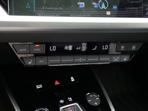 Used 2023 Audi Q4 e-tron Premium Plus w/ Premium Plus AWD/4WD image 23