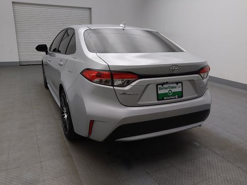 Used 2020 Toyota Corolla LE FWD image 6