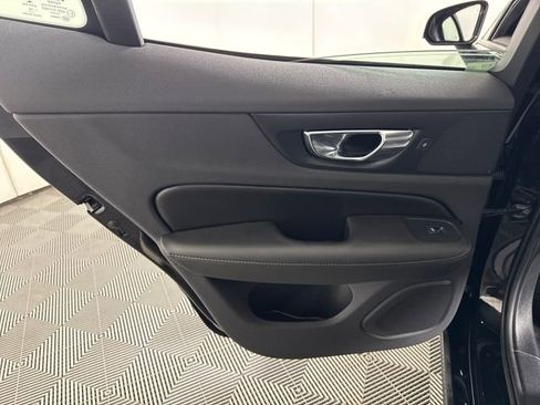 Used 2020 Volvo S60 T5 Momentum w/ Protection Package FWD image 20
