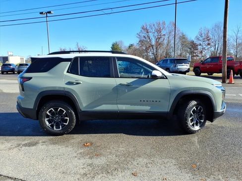 New 2026 Chevrolet Equinox ACTIV image 3