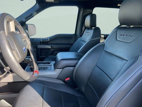 Used 2018 Ford F150 Raptor w/ Equipment Group 802A Luxury image 21