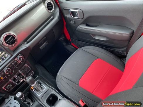 Certified 2020 Jeep Wrangler Unlimited Sahara image 15