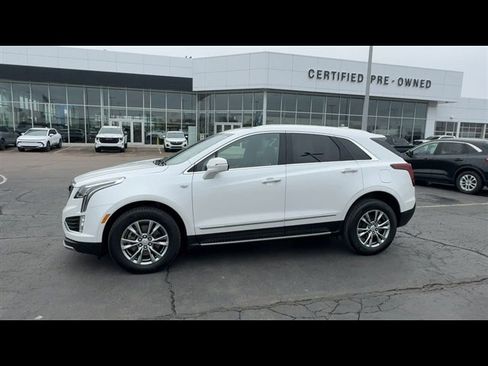 Certified 2023 Cadillac XT5 Premium Luxury image 5