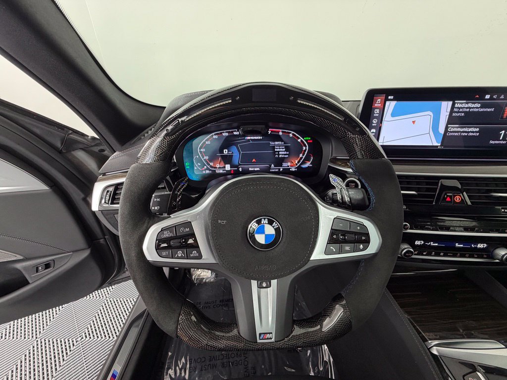 Used 2022 BMW M550i xDrive AWD/4WD image 23