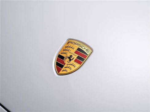 Used 2025 Porsche Taycan RWD image 35