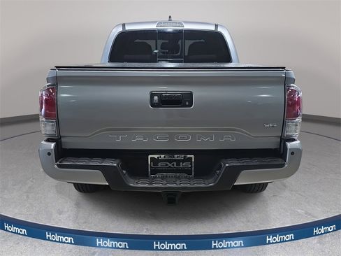 Used 2020 Toyota Tacoma TRD Off-Road image 7