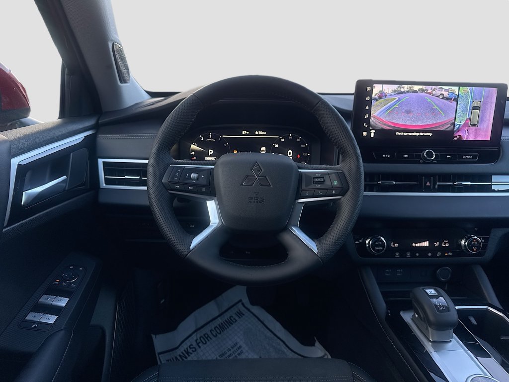 Used 2025 Mitsubishi Outlander SE FWD image 24
