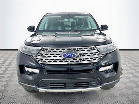 Certified 2023 Ford Explorer Limited w/ Limited Technology Package image 2