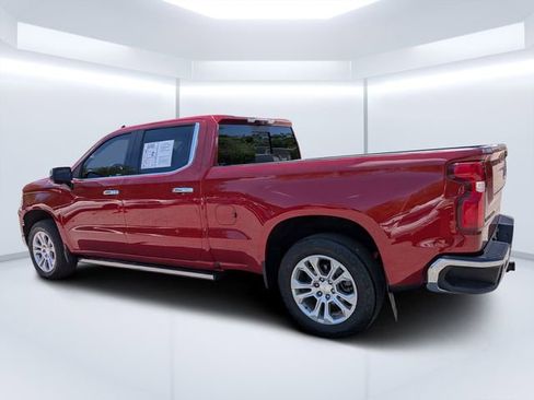 Used 2022 Chevrolet Silverado 1500 LTZ w/ LTZ Premium Package AWD/4WD image 5