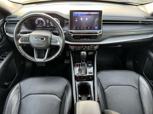 Used 2022 Jeep Compass High Altitude AWD/4WD image 10