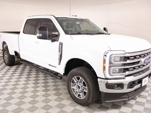 Used 2024 Ford F250 Lariat image 1