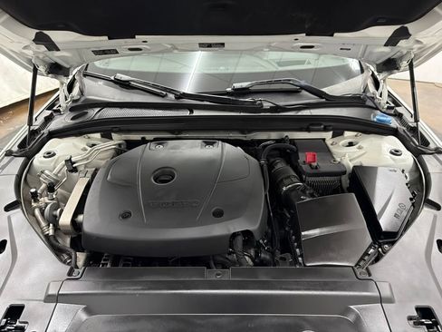 Used 2018 Volvo S90 T6 Inscription w/ Convenience Package AWD/4WD image 32