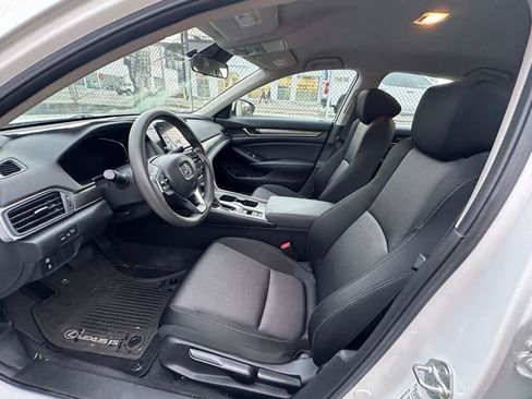 Used 2021 Honda Accord LX image 10