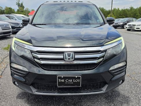 Used 2017 Honda Pilot Touring image 22