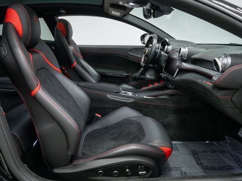 Used 2020 Ferrari GTC4Lusso T RWD image 37