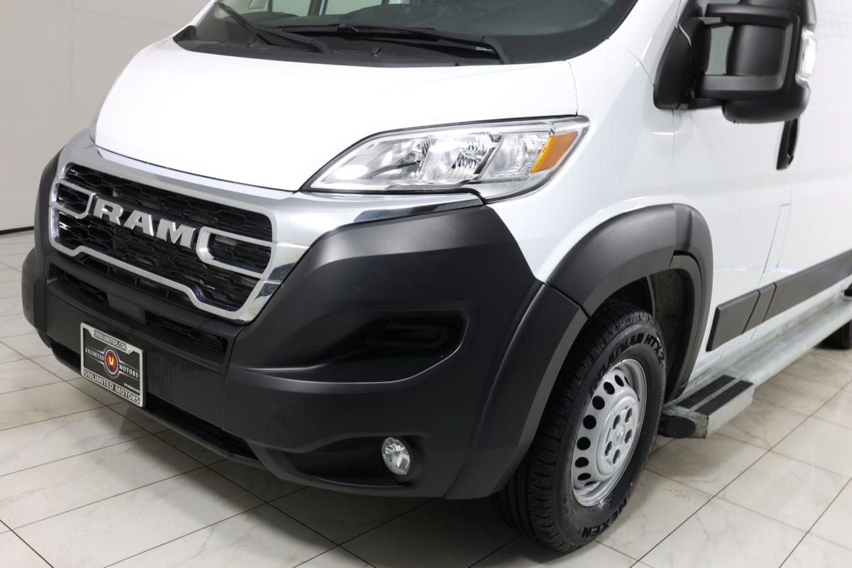 Used 2025 RAM ProMaster 2500 w/ U-Haul Equipment Group FWD image 29