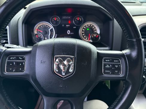 Used 2015 RAM 1500 Big Horn image 34
