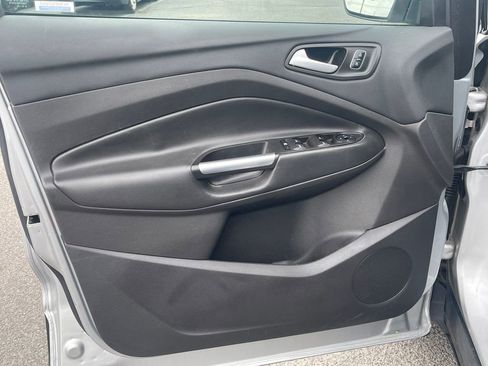 Used 2017 Ford Escape SE AWD/4WD image 13
